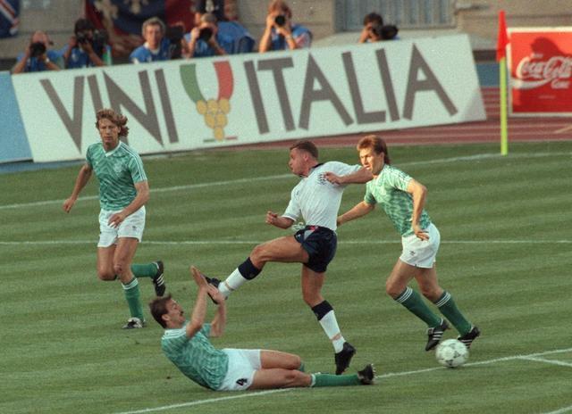 借密不透风 借密不透风