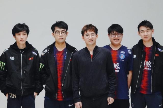 相较同梯队 相较同梯队